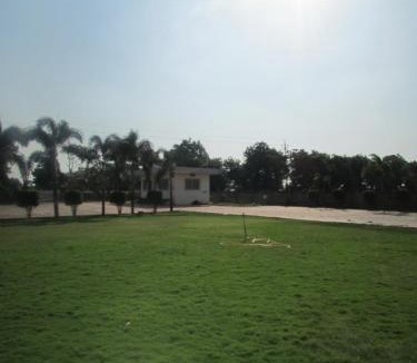 Khandwa Resort | Hotel Celebration Green