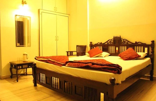 Bani Park Hotel | Hotel Chit Chat Palace