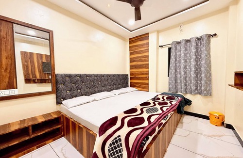 Ujjain Hotel | Hotel Demand - near Main Temple