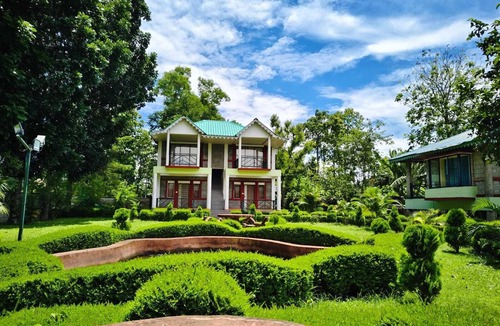 Lataguri Hotel | Hotel Dynasty Inn
