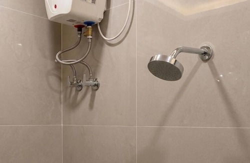 Raipur Hotel | Hotel Emirates Case