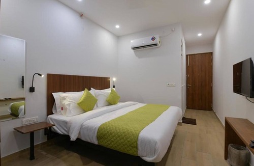 Vasundhara Hotel | Hotel Emporio