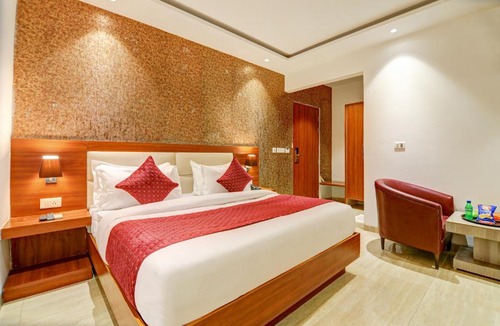 Mahipalpur Extension Hotel | Hotel Flynest Suites Delhi
