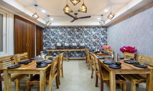 Noida Hotel | Hotel Fortune Home Noida Sector 135