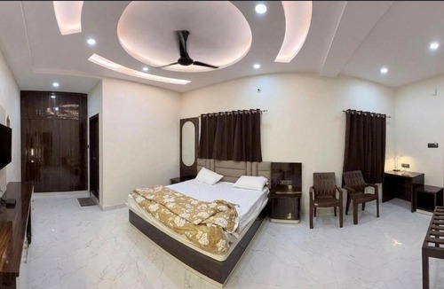Bijaipur Hotel | Hotel Friends Residency