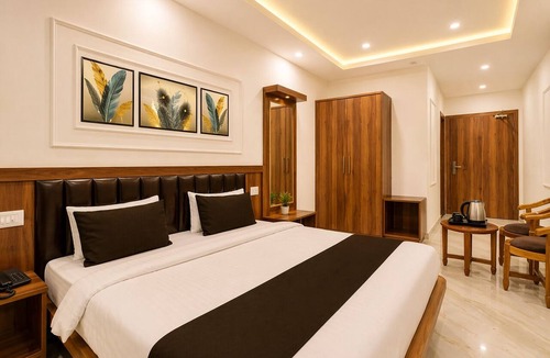 Varanasi Hotel | Hotel Ganga Vatika Varanasi