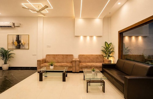 Varanasi Hotel | Hotel Ganga Vatika Varanasi