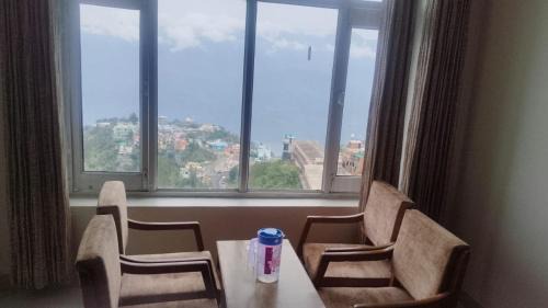 Tehri Hotel | Hotel Gaurav Palace