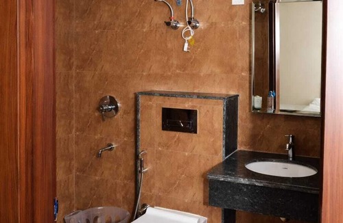 New Delhi Hotel | HOTEL GLACE