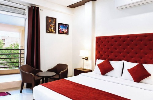 Mohangarh Hotel | Hotel Golden Lotus Inn