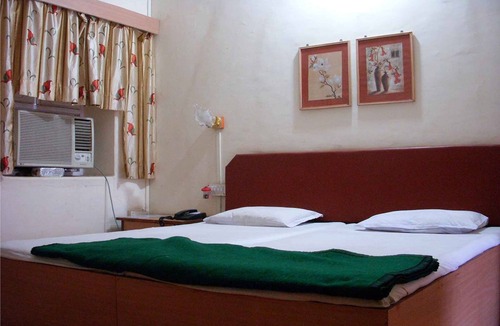 Khandwa Hotel | Hotel Grand Barrack