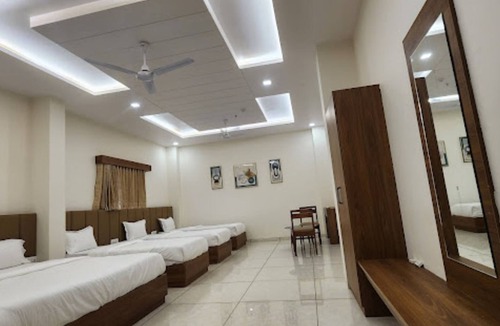 Panch Mahals District Hotel | Hotel Grand Ekta