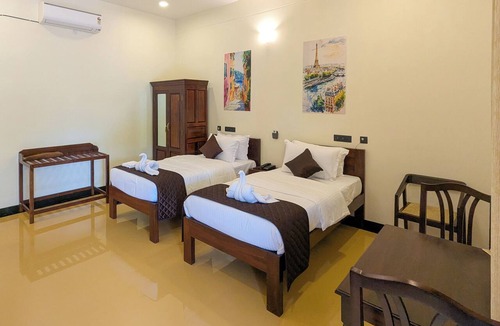 Manchanabele Hotel | Hotel Grand Palais