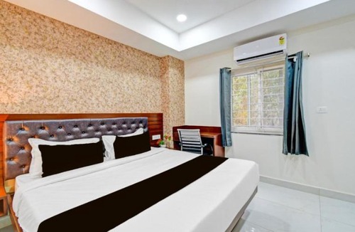 Hyderabad Hotel | Hotel GREEN LEAF