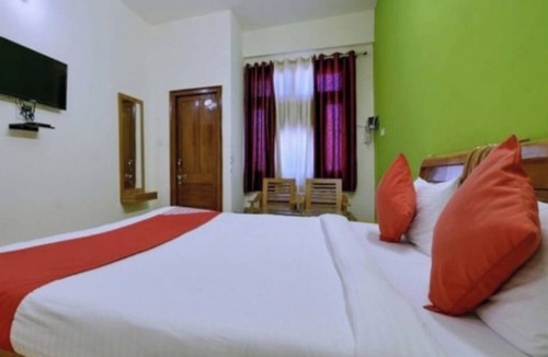 Mayapur Hotel | Hotel GSA and BANQUET