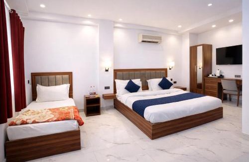 Vrindavan Hotel | Hotel Hare Krishna & Banquet, Vrindavan