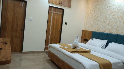 Dwarka House | Hotel Hari Palace - Near Shree Dwarkadhish Temple