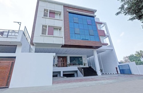 Lucknow Hotel | HOTEL HEAVEN GRAND