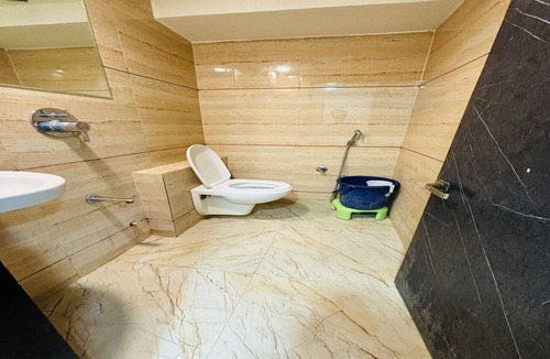 Ahmedabad Hotel | Hotel Heritage - Gurukul