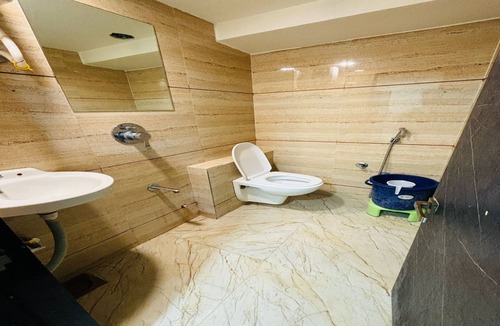 Ahmedabad Hotel | Hotel Heritage - Gurukul
