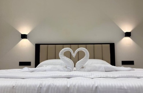 Sringeri Hotel | Hotel hill view