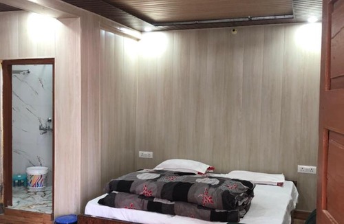 Kharsali Hotel | Hotel Him darshan