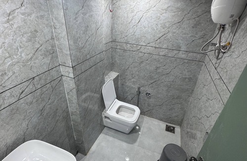 Ahmedabad Hotel | Hotel HR Prime