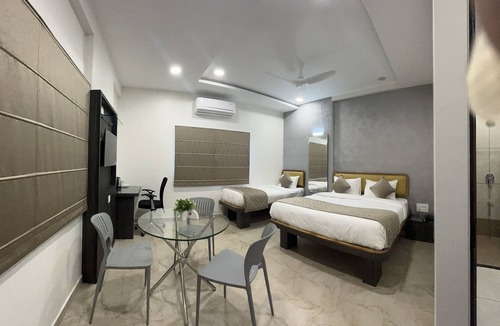Daulatabad Hotel | Hotel Ajinkya Palace