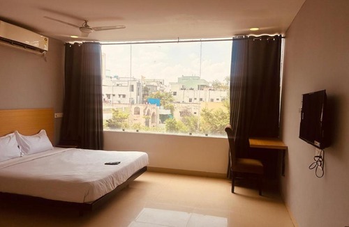 Uppal Hotel | Hotel Ivory Towers