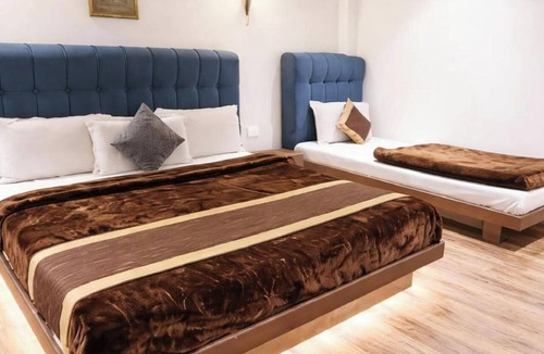 Mallital Hotel | Hotel Jagati Niwas Near Mall Road