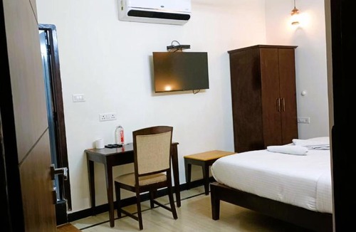 Udaipur City Centre Hotel | Hotel Jheel Mahal near City Palace