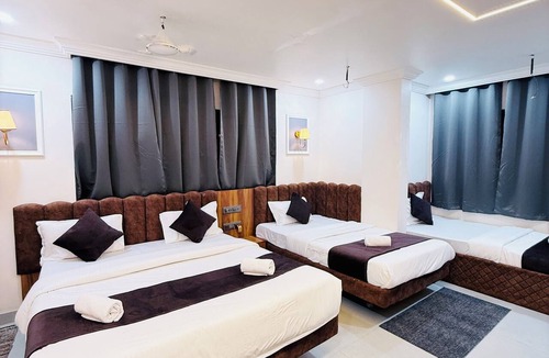 Ujjain Hotel | Hotel JK palace