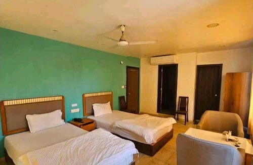 Abu Road Hotel | Hotel Kalki Palace