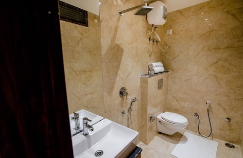 Kota Hotel | Hotel Kanchan