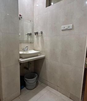 Jabalpur Hotel | Hotel Kartik
