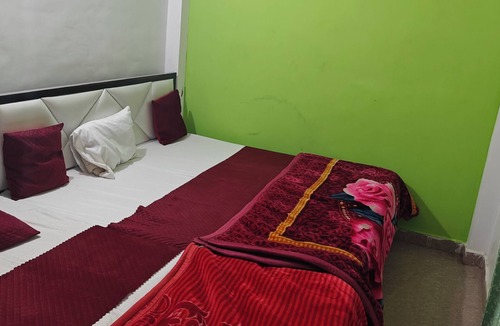 Phulpur Hotel | Hotel kartikey