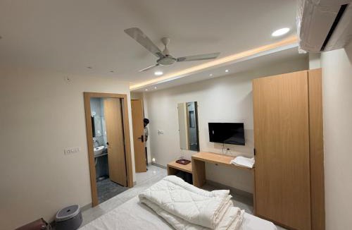 Ujjain Hotel | Hotel Kavita Inn
