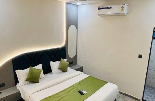 Ahmedabad Hotel | Hotel kings villa