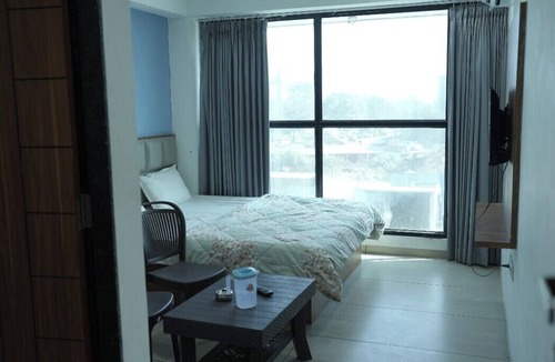 Ahmedabad Hotel | HOTEL KRISHNA INN