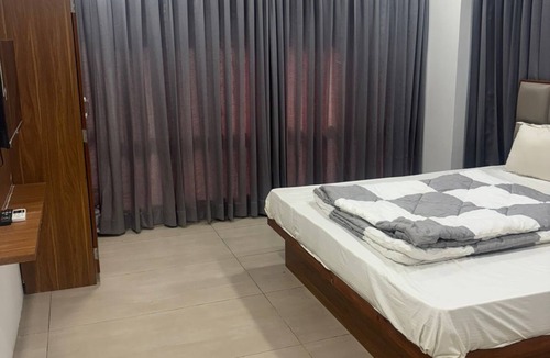 Ahmedabad Hotel | HOTEL KRISHNA INN