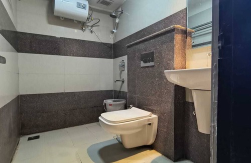 Dehradun Hotel | Hotel Krishna Palace