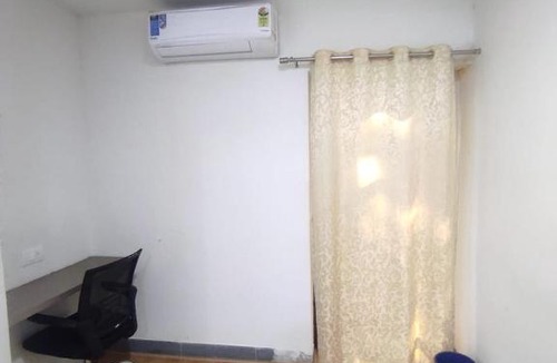 Lakdi Ka Pul Hotel | Hotel Krishna Palace - Lakdikapul