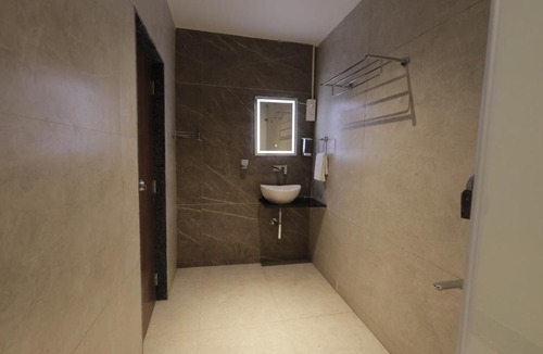 Sangli Hotel | Hotel Krushnai Deluxe