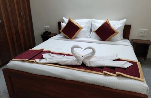 Suluru Hotel | Hotel Kvr Residency Tada