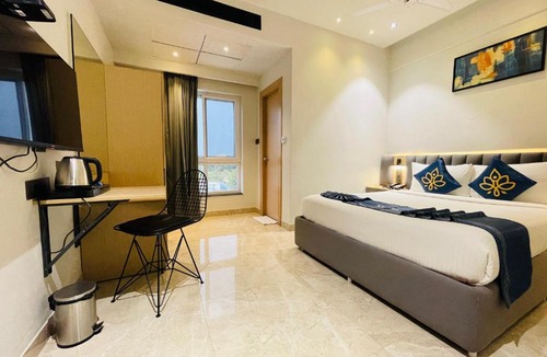 Madhapur Hotel | Hotel Kyzen - Hitec city, Hyderabad
