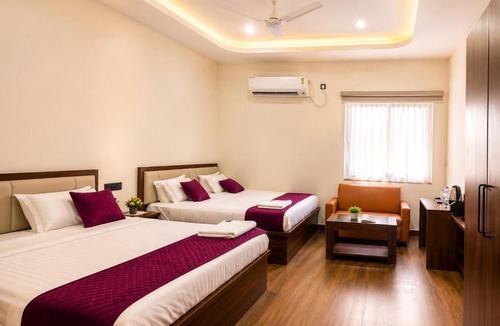 Tenali Hotel | Hotel Lavish Grand