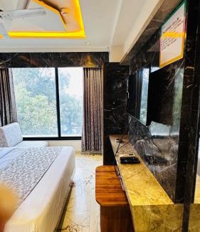Gandhinagar Hotel | hotel Lotus Park Gandhinagar