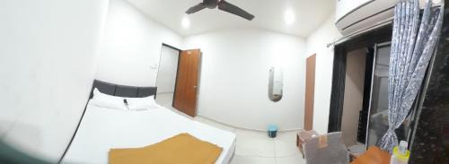 Rajkot Hotel | Hotel Madhav Shankar