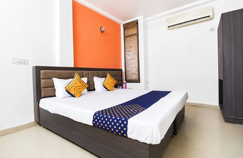 Agra Hotel | Hotel Maharaja Palace AGRA