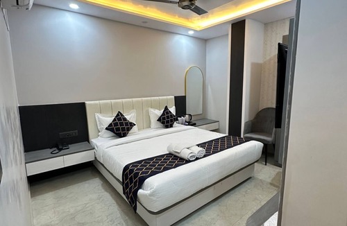 Kakarmatha Hotel | Hotel Maharani Palace